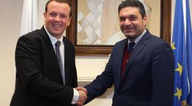 Housing Europe President with Cyprus' Minister of Interior, Petrides
