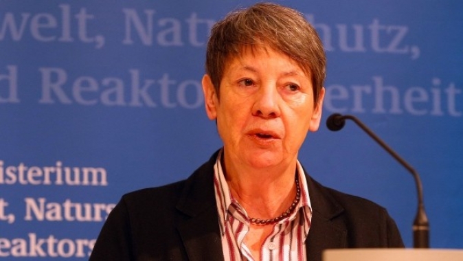 Minister Barbara Hendricks