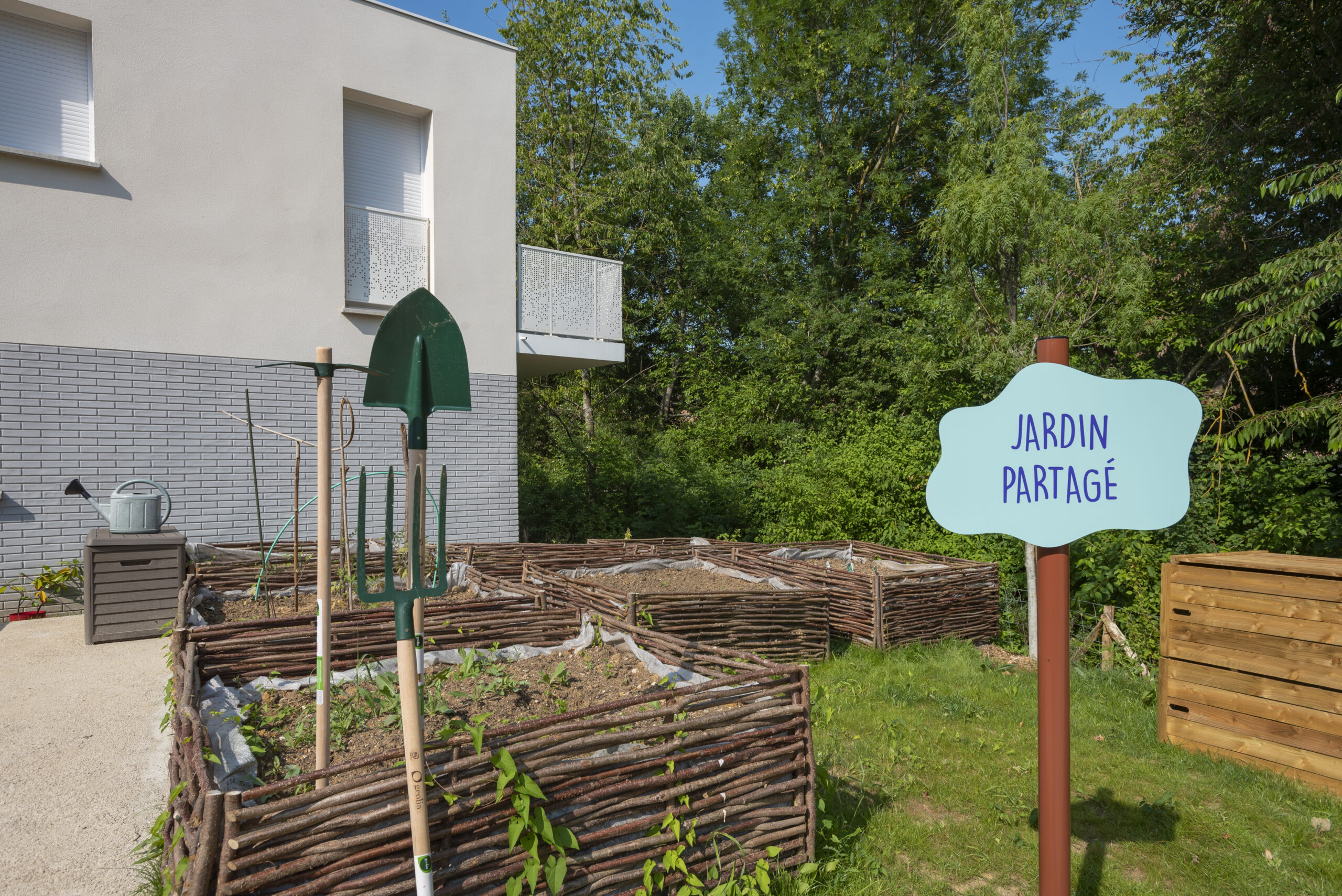 antin mon logement santé les allées du lac community garden crédit archi axel heise